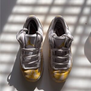 Jordan White and Yellow Snakeskin